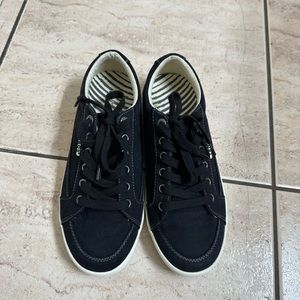 Taos sneakers